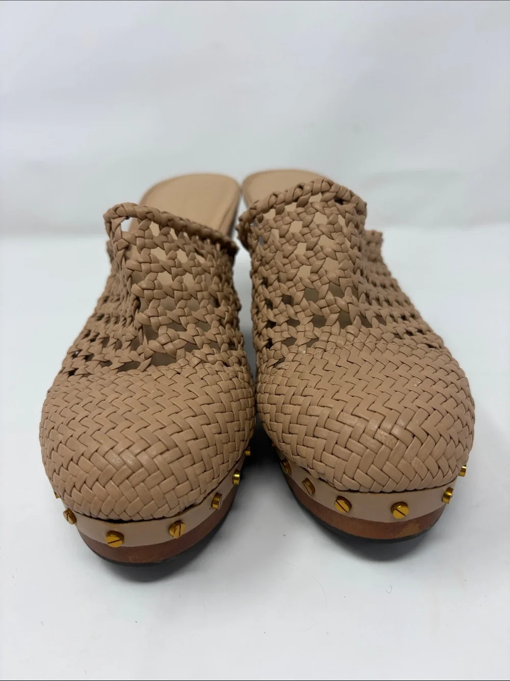Veronica Beard Woven Tan Leather Clog Mules Size 6.5 Excellent Condition